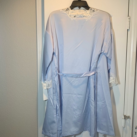 Ralph Lauren Robe Short Wrap Blue Lace Trimmed Size Small New - Picture 4 of 8